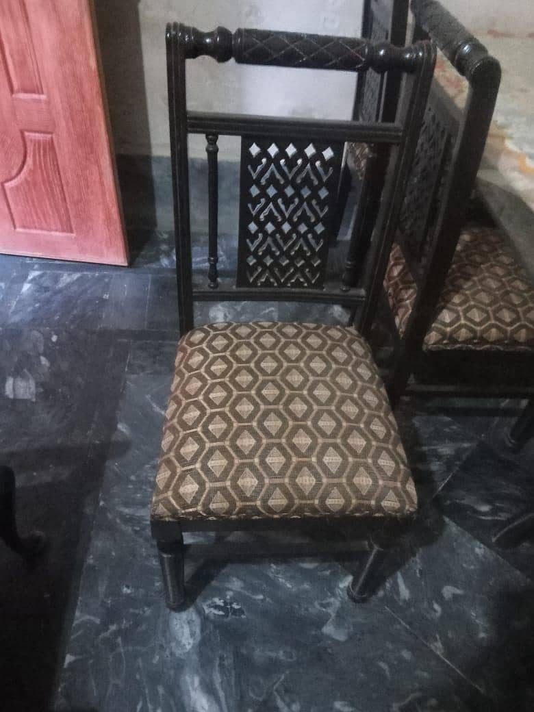 dining table with 6 chairs 3