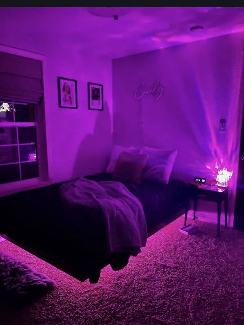 floating bed with lights 0
