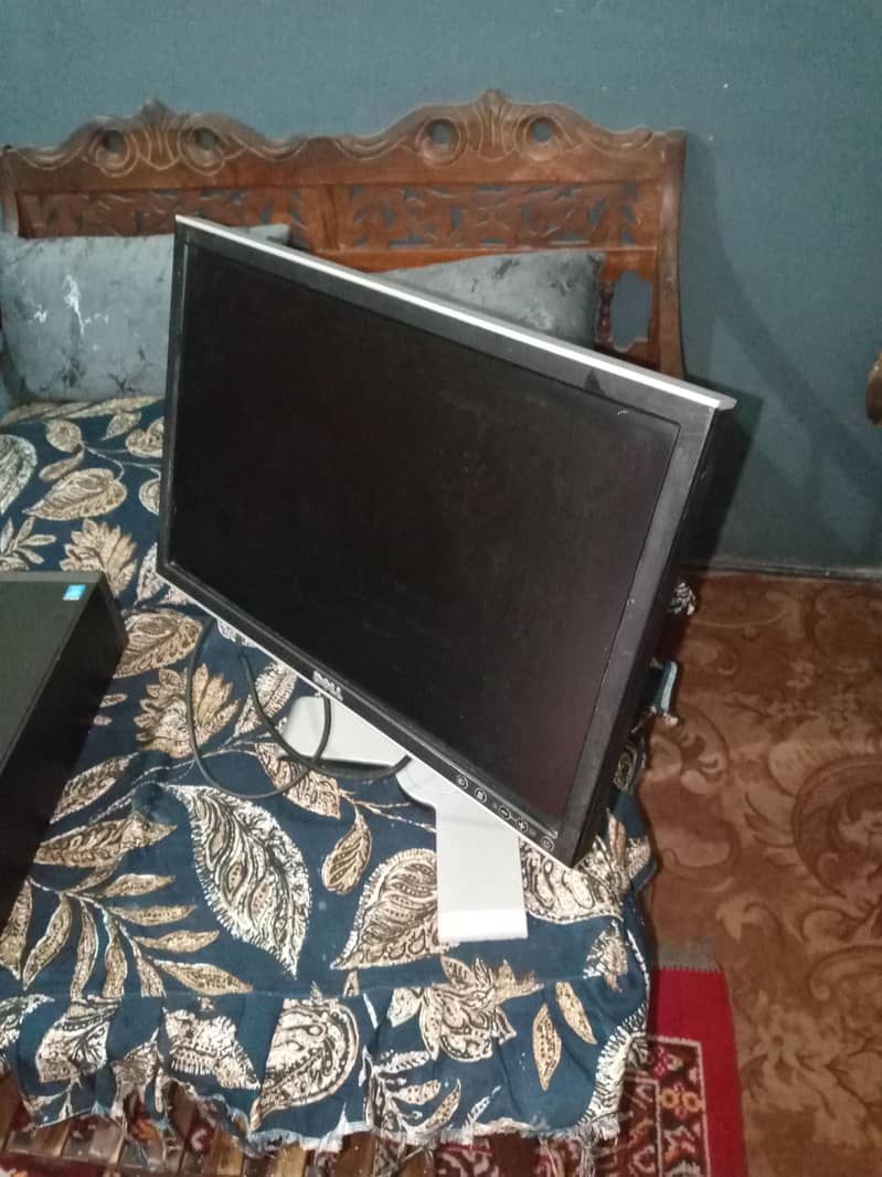 computer 8