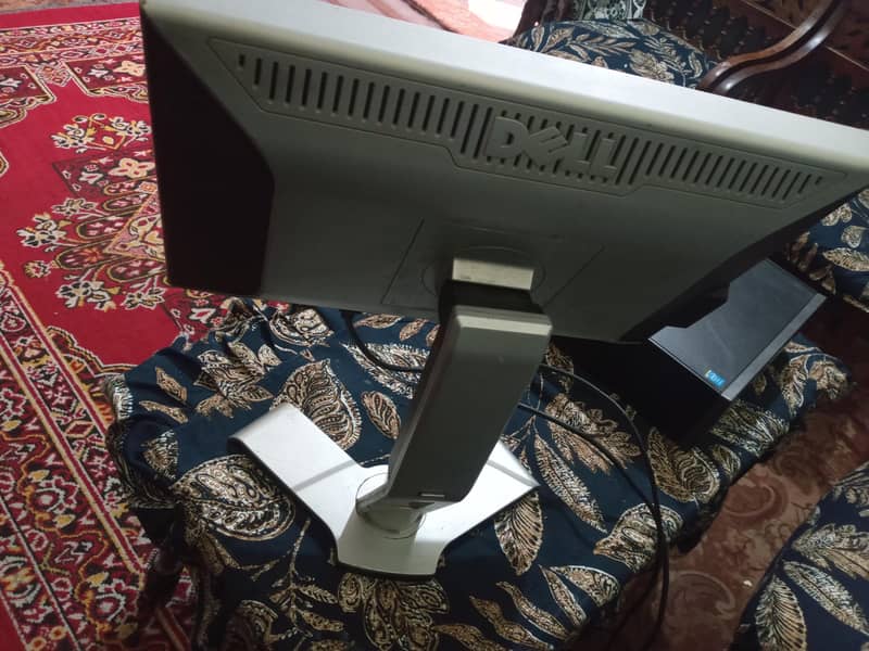 computer 9