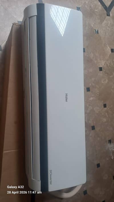 Haier dc inverter 2 saal used hai. .