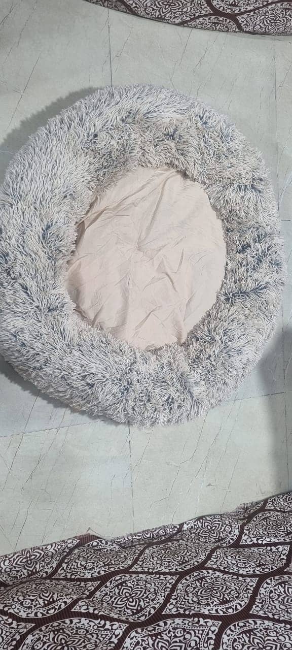 Imported Pet Bed 0