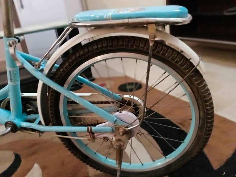 2 bicycle 0