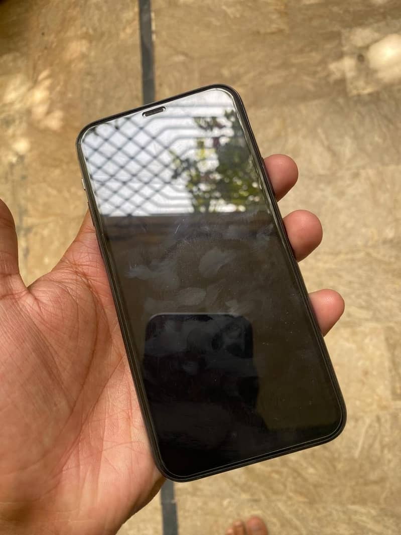 Iphone 11 pro 4