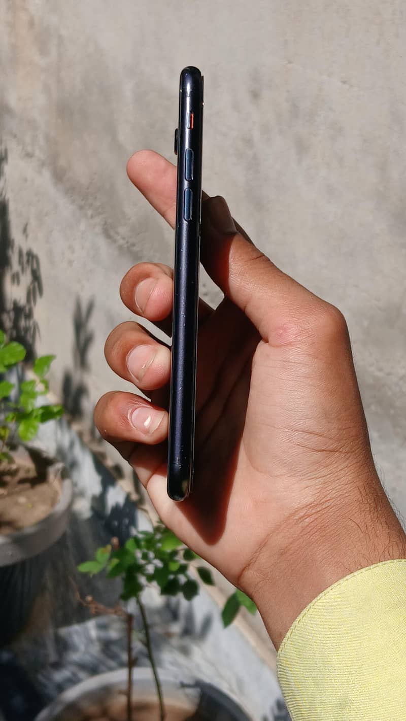 iphone SE 2nd generation 6