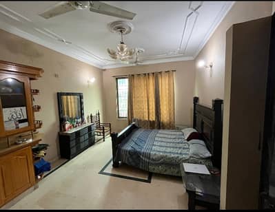 25*40 Used House For Sale prime Location Close Matro Station, PSO Pump, Park, Masjid, Market