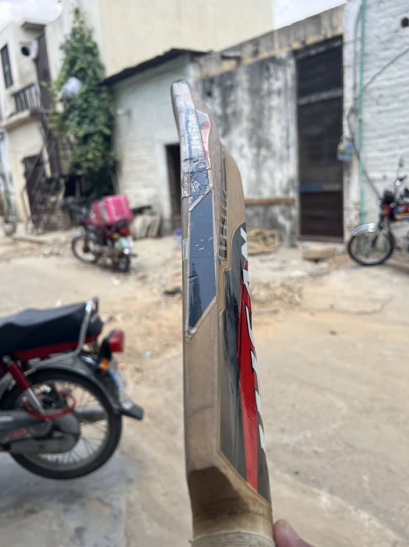 Cricket bat 7