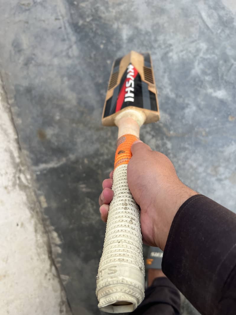Cricket bat 9