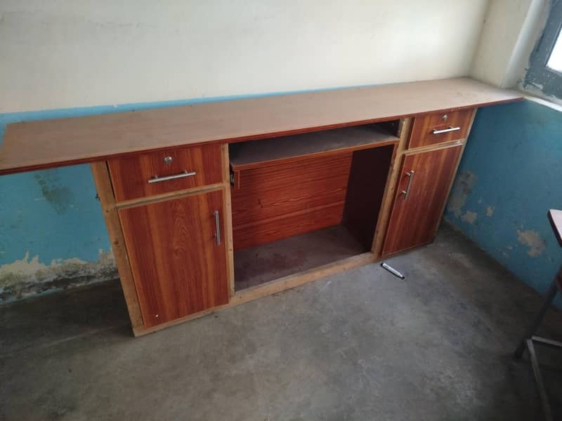 computer and gaming console table 0