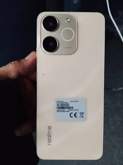7 ya 8 month warranty Baki he good condition