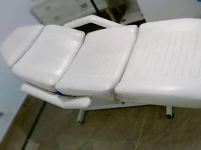 hydraulic bed