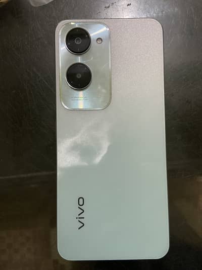 Vivo Y18