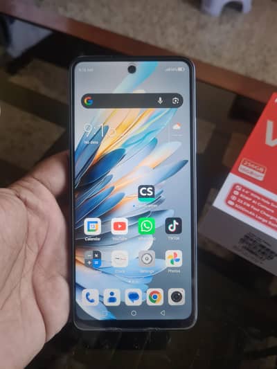 Nubia v60 Design 256gb complete box9.5/10 see description