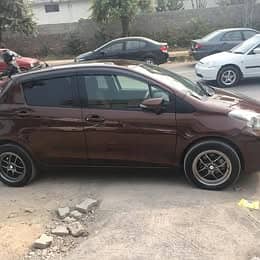 Toyota Vitz 2014