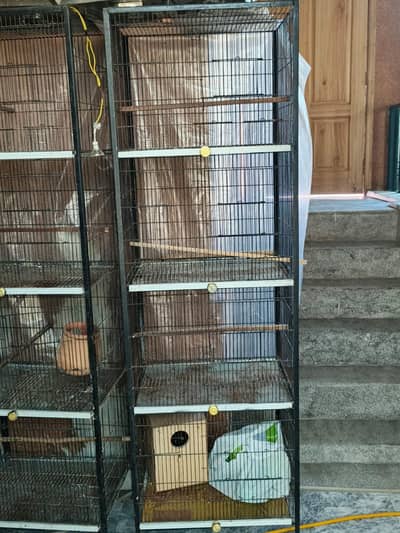 1.5 by 2 foot 4 portion cage  with accessories