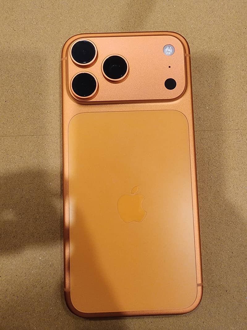 Scratch less condition 17 pro max 0