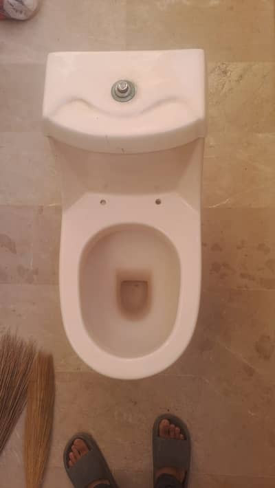 Commode Ceramics Color