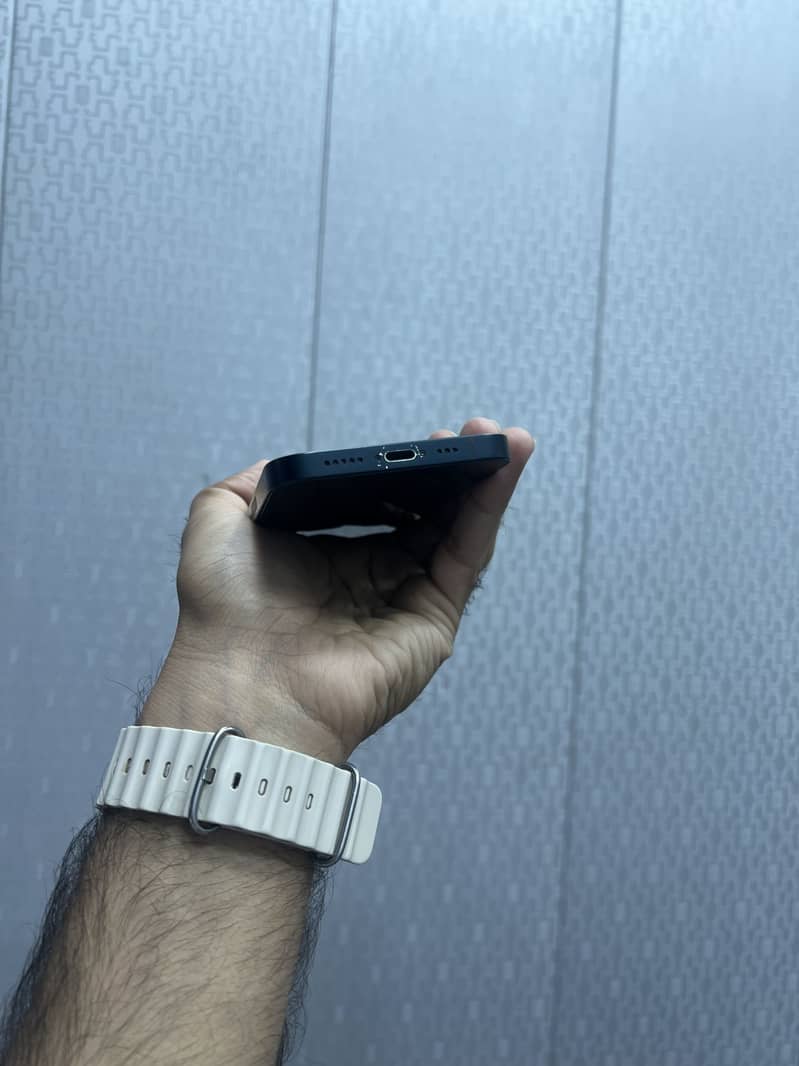 Iphone 13 2