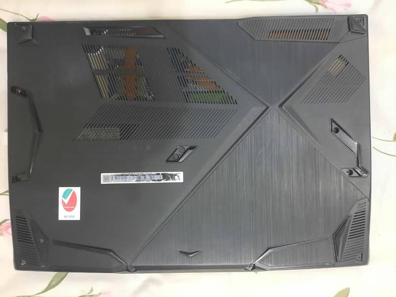 MSI GF63 Thin 1