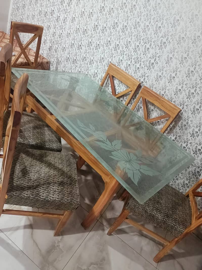 Dinning Table 3