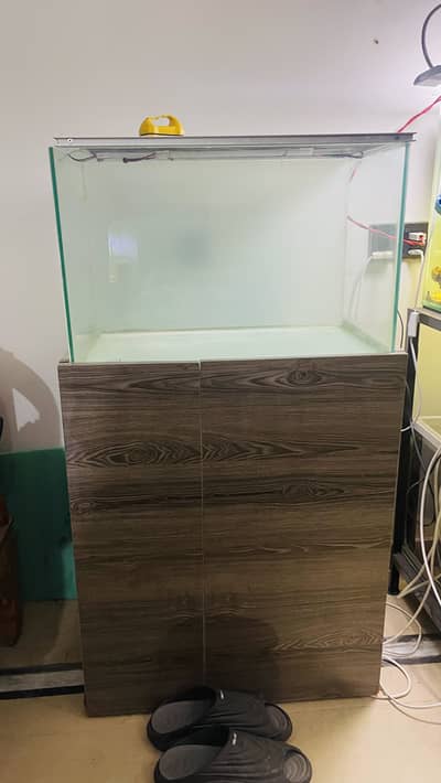 2 ft tank for sale