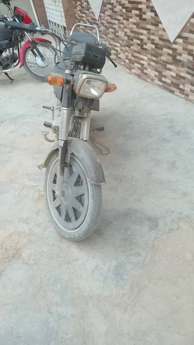 Racer 70cc bike