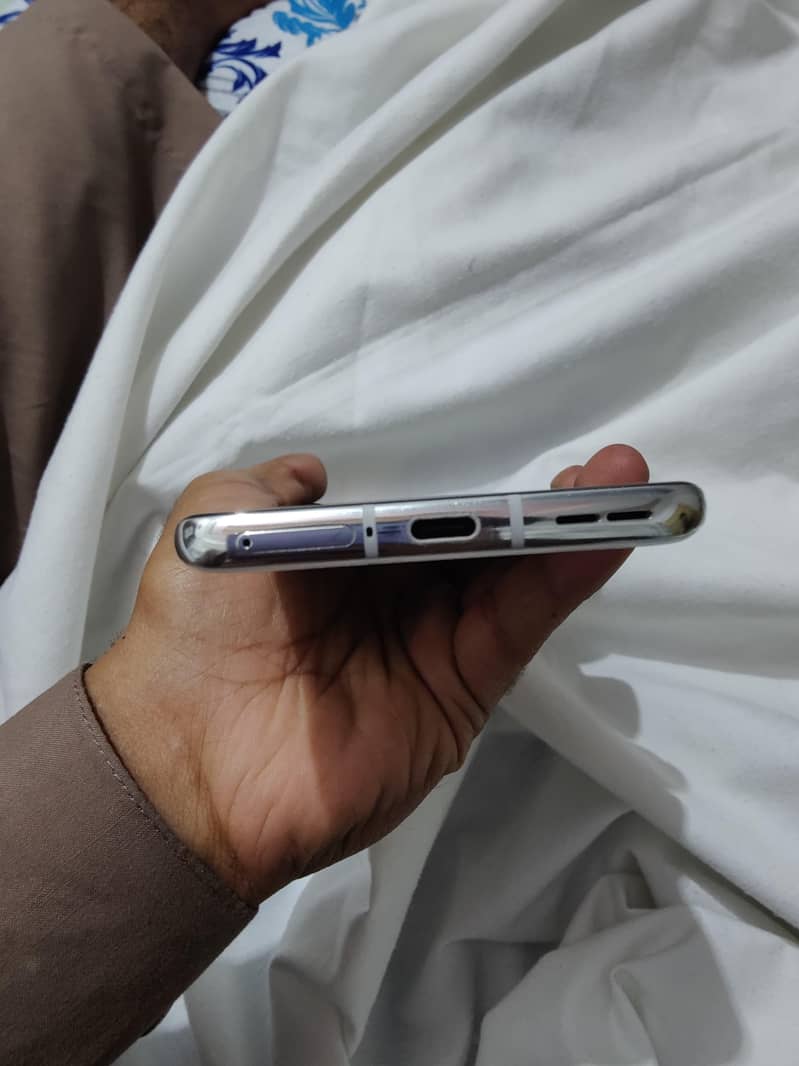 OnePlus 10 pro 5
