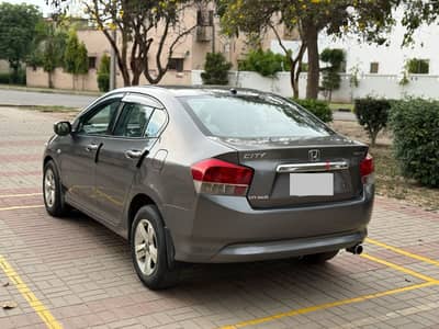 Honda city 2011 lahore number excellent car