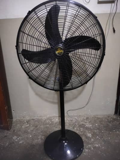 Pedestal Fan for sale