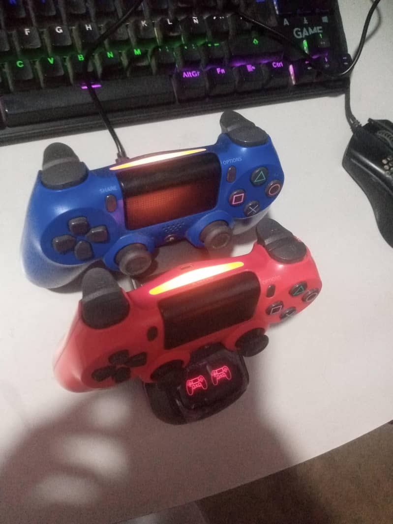PS4 Controller Charging Station / Dock 1