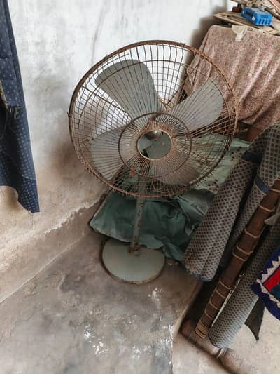 2 Pedestal fan for sale 220V - Contact (03153227775)