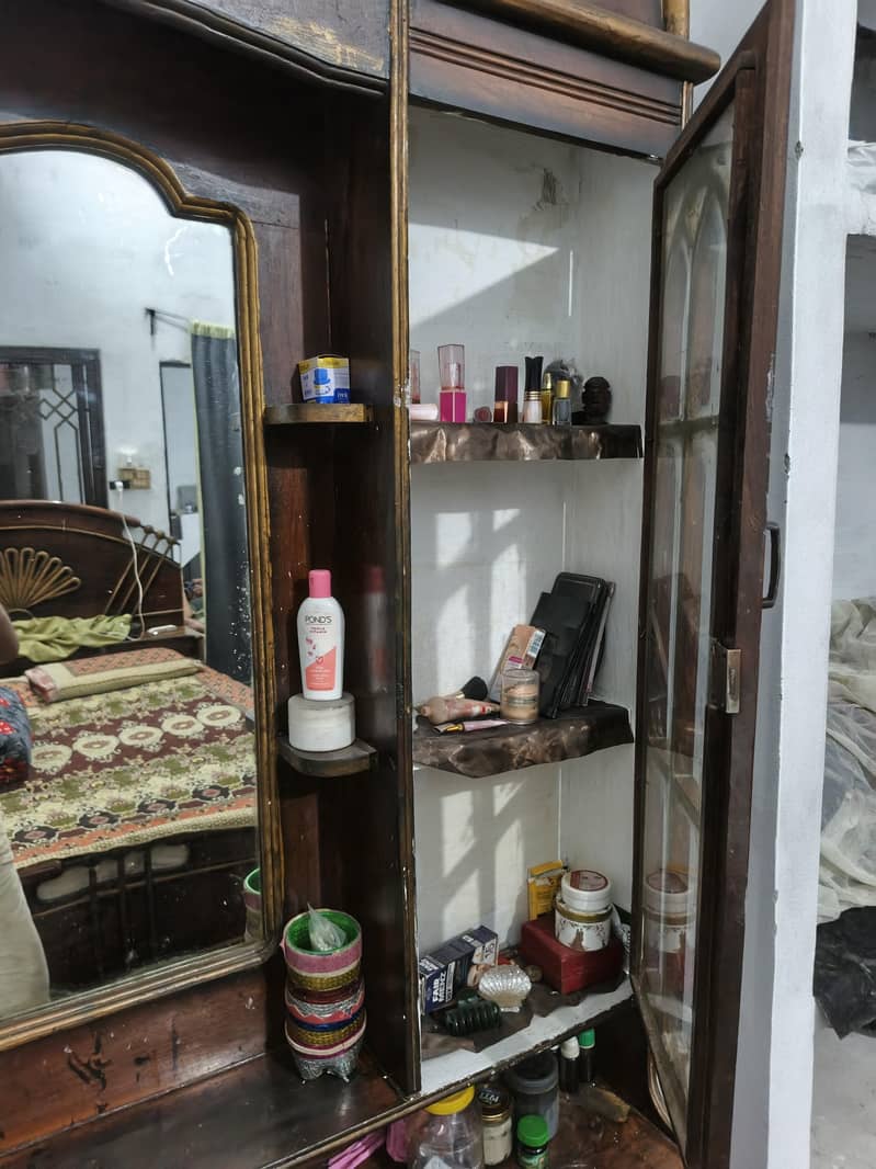 Dressing Mirror 3