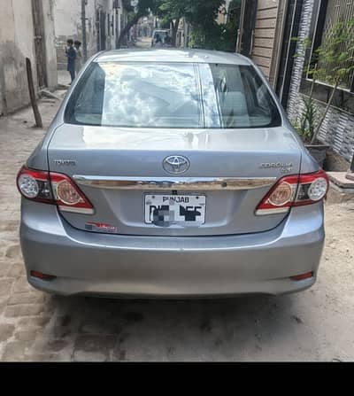 family car Toyota gli 2010 model  WhatsApp 03126101881