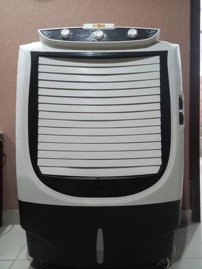 Super Asia ECM 6500 plus air cooler 10/10 condition 3 momths used