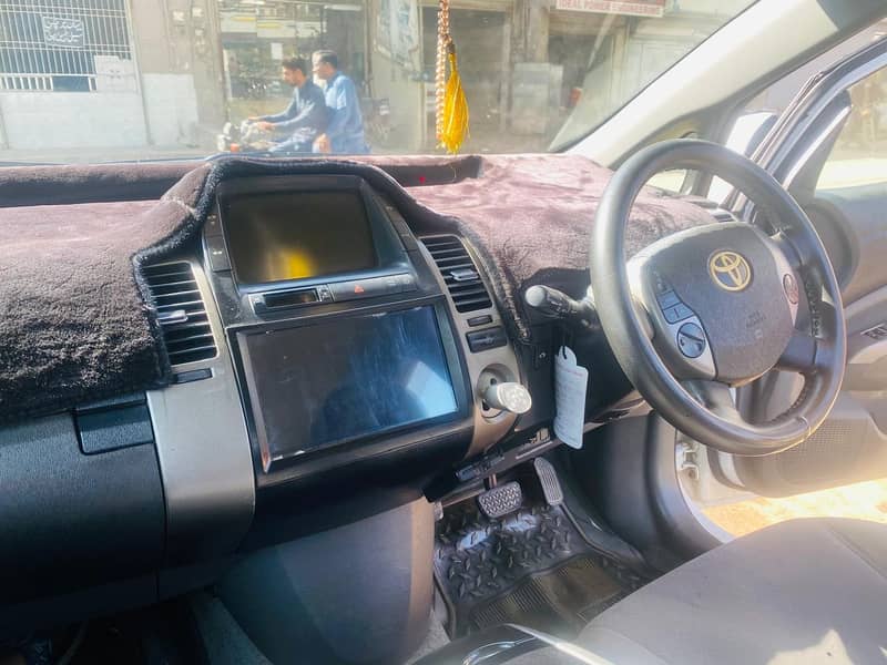 prius 4
