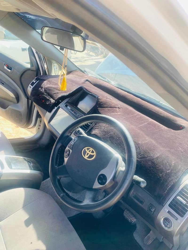 prius 10