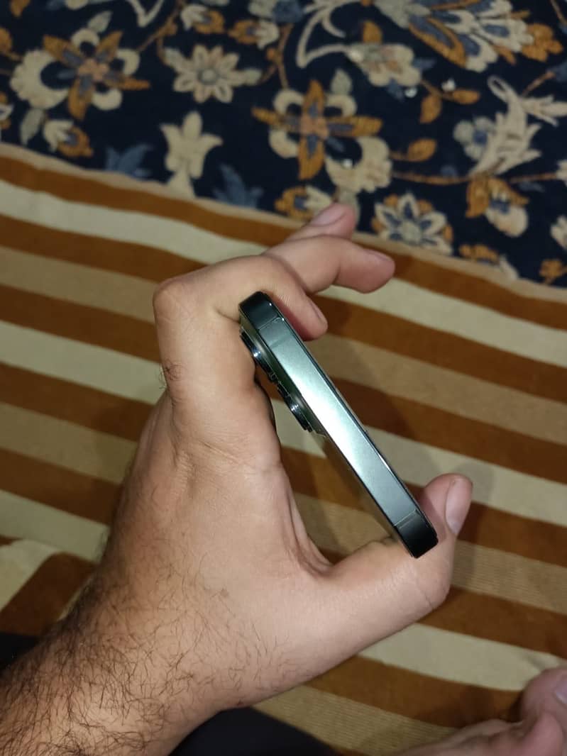 Iphone 13 Pro Max 2