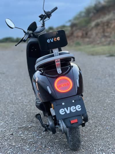 Evee nisa 600w
