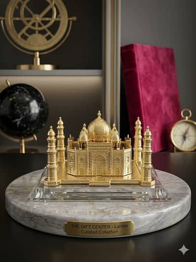 The Eternal Radiance – Gilded Taj Mahal Architectural Miniature