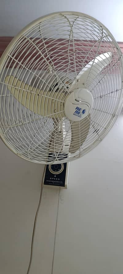 Bracket Fan - 18 Inches - Pak Fans
