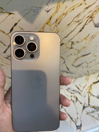 iPhone 15 pro max factory unlock 10/10
