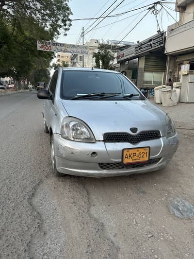2 door vitz for sale