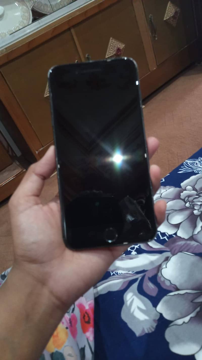 iPhone 7Plus PTA 5