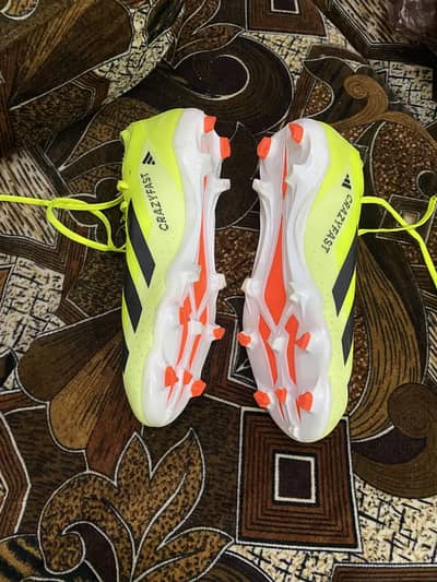 Original football shoes available, Contact number 03475484971
