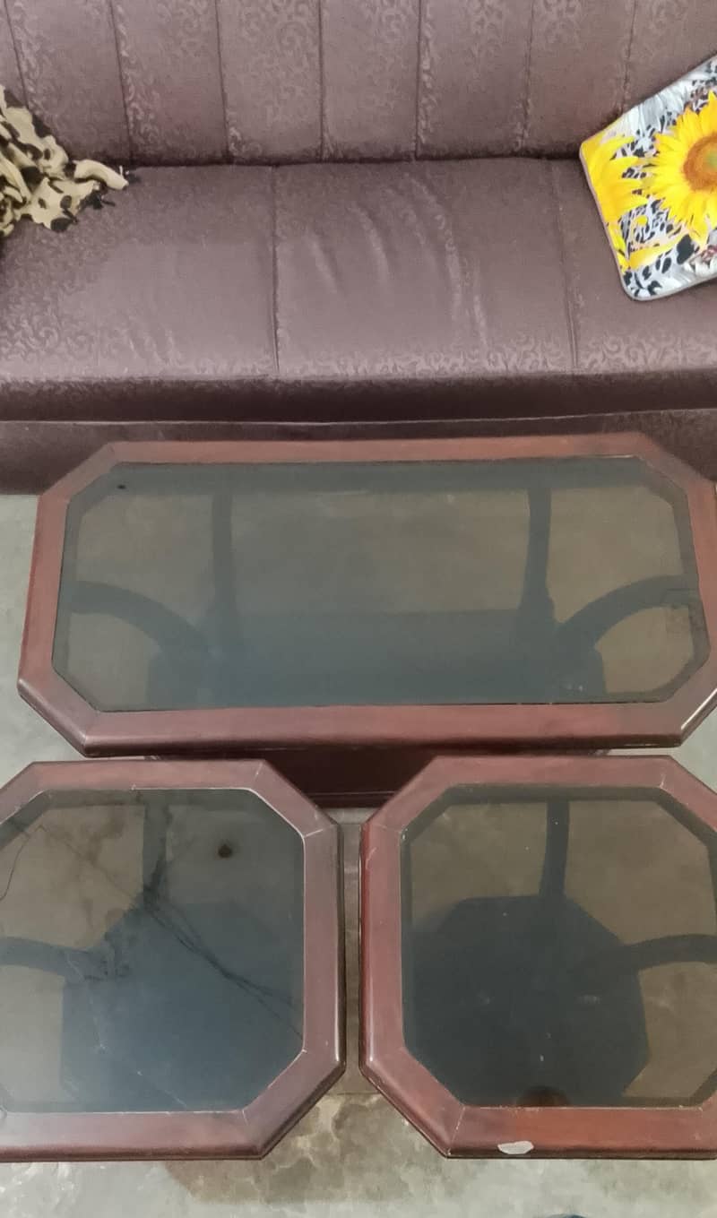 3 tables set 0