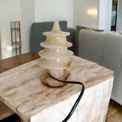 Handcrafted Onyx Marble Pagoda Style Table Lamp - Premium Quality