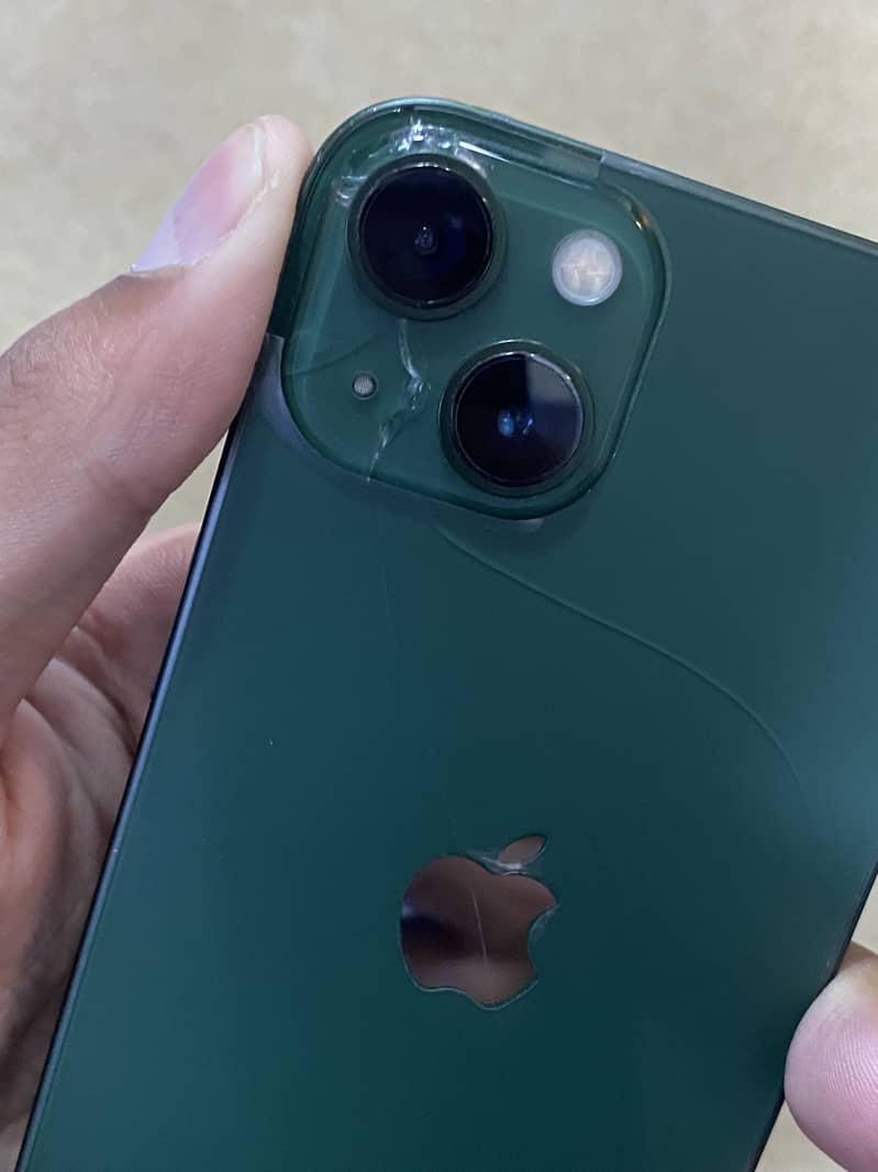 iPhone 13 8