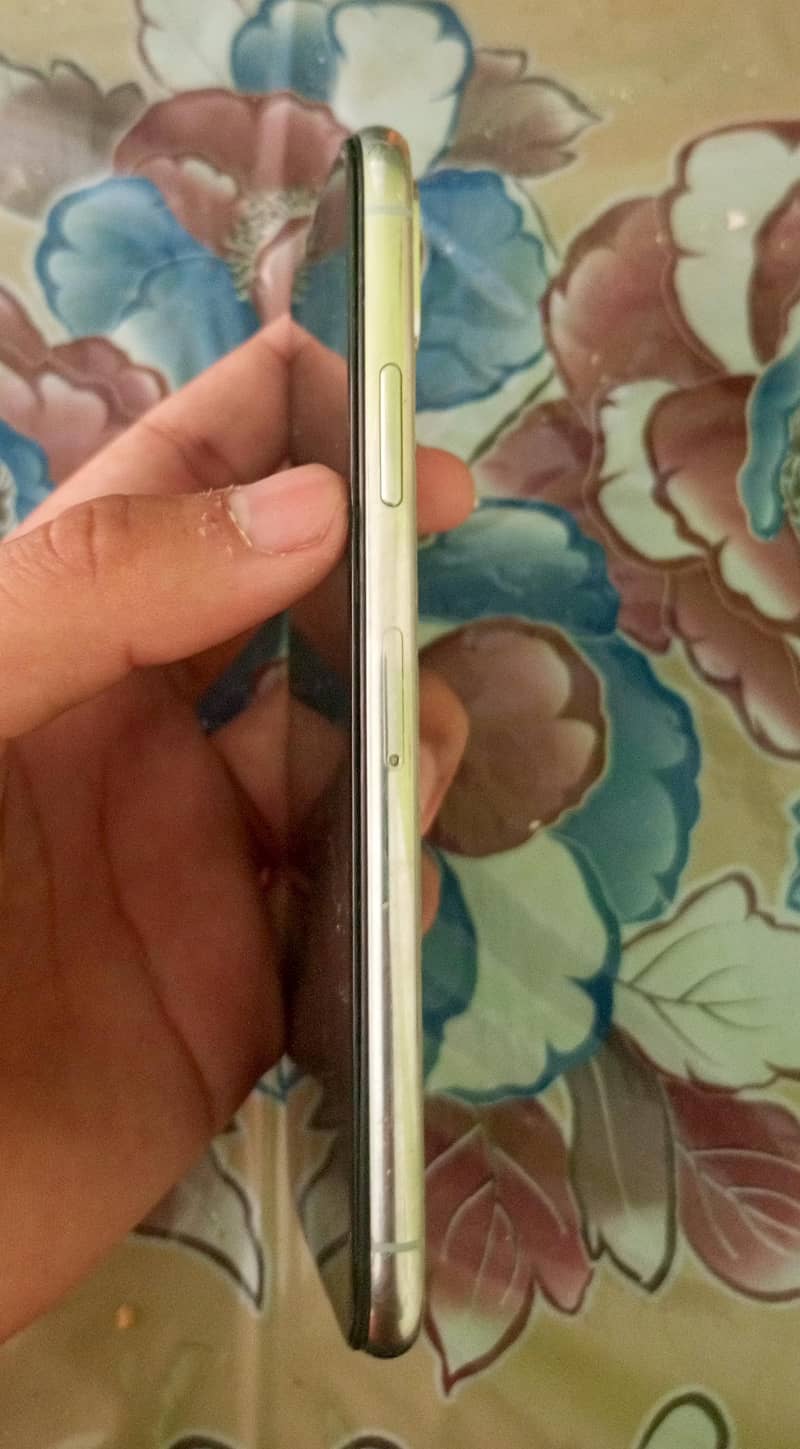 Iphone X (Read Description) 2