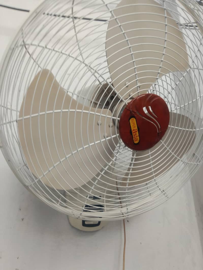 Bracket Fan 0