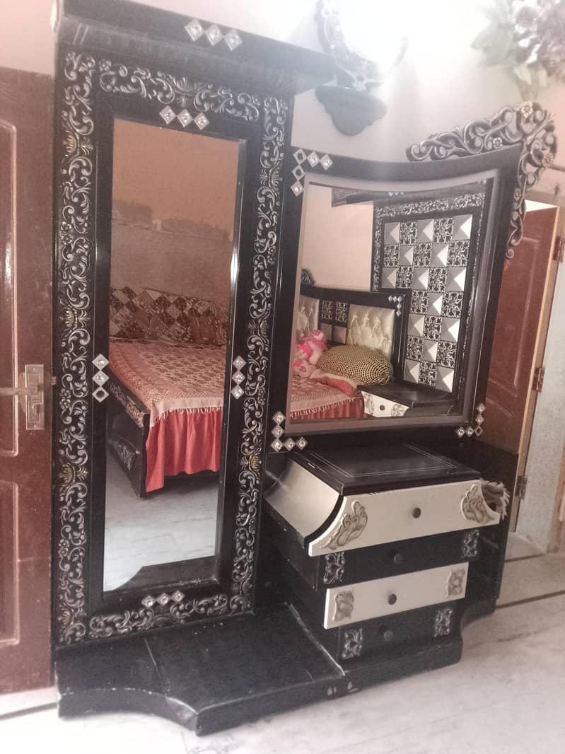 double bed+ side tables+ dressing 1